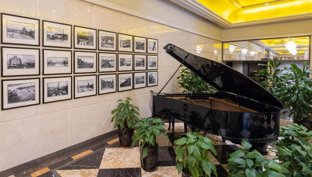 Broadway Mansions Hotel - On The Bund Shanghai Bagian luar foto