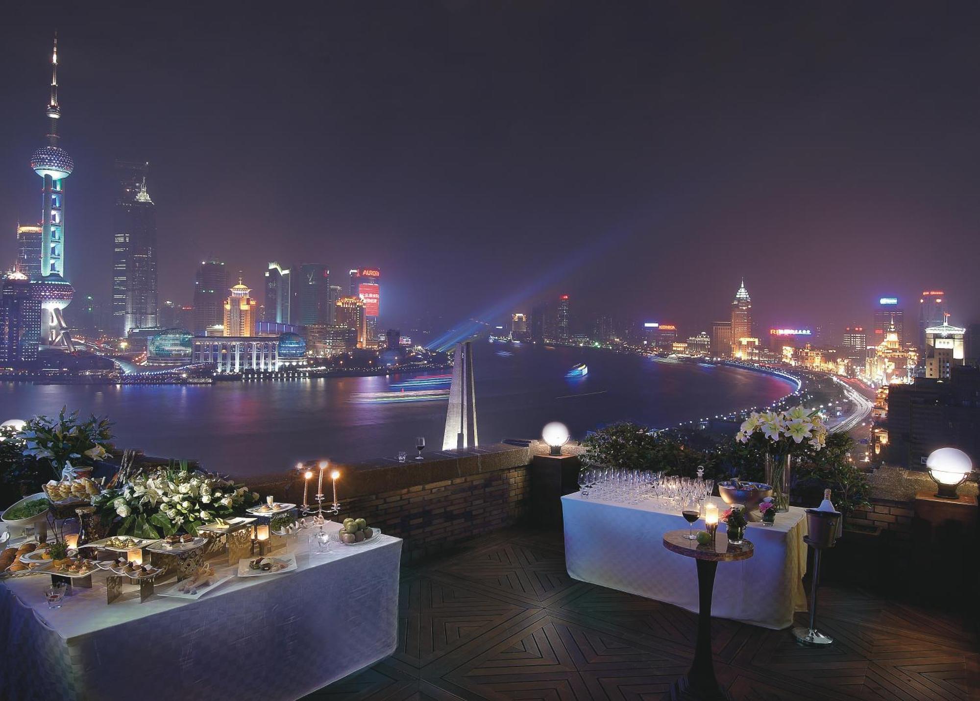 Broadway Mansions Hotel - On The Bund Shanghai Bagian luar foto